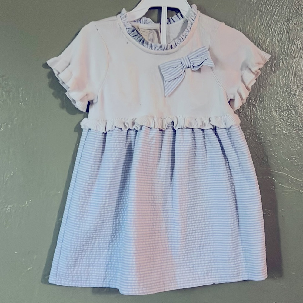 Knit top dress with fabric at bottom good condition purchased from Macy’s